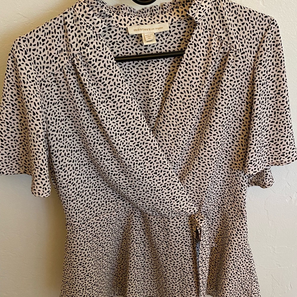 Light pink cheetah print